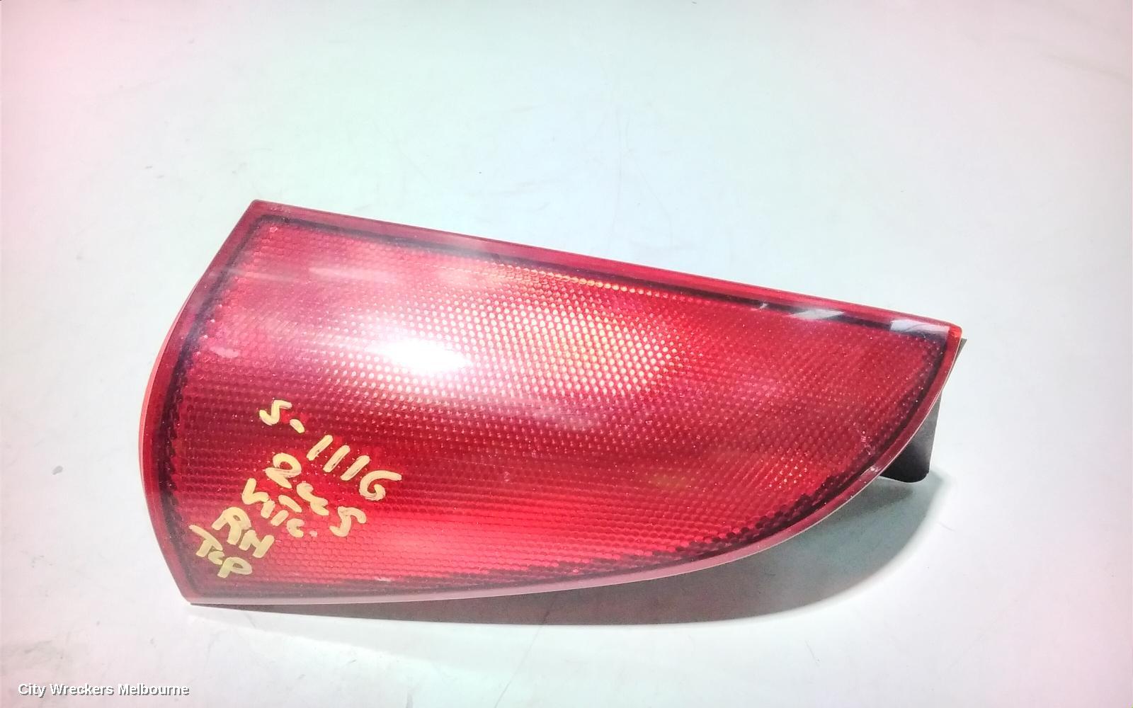 MERCEDES VITO RIGHT TAILLIGHT, UPPER TAILGATE, 639, 04/2004 - 02/2006