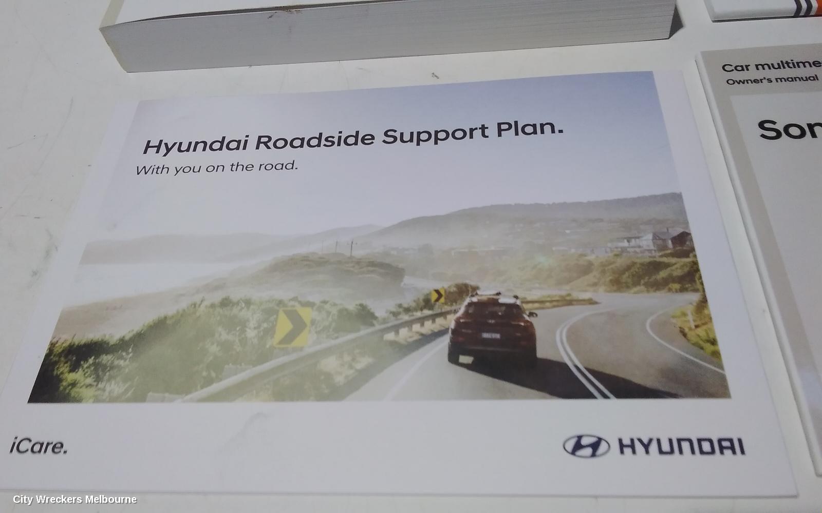 HYUNDAI SONATA OWNERS HANDBOOK, LF, 10/2014 - 01/2020