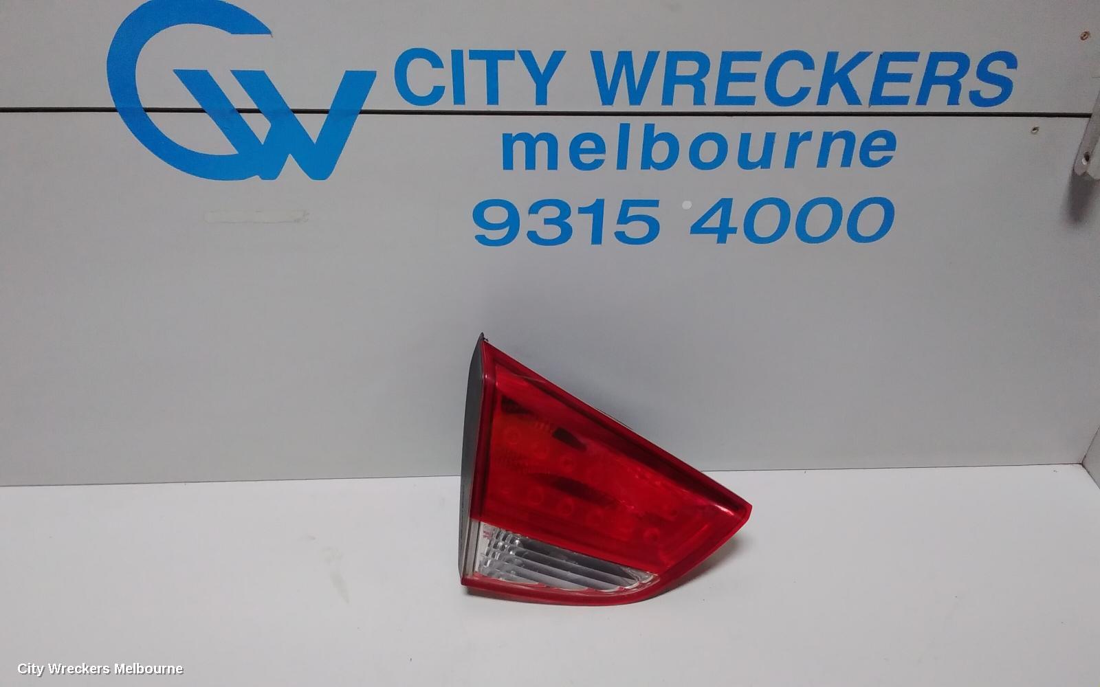 HYUNDAI IX35 REAR GARNISH, TAILGATE LAMP (LH SIDE), LM SERIES (VIN TMAJ), 10/2013 - 01/2016