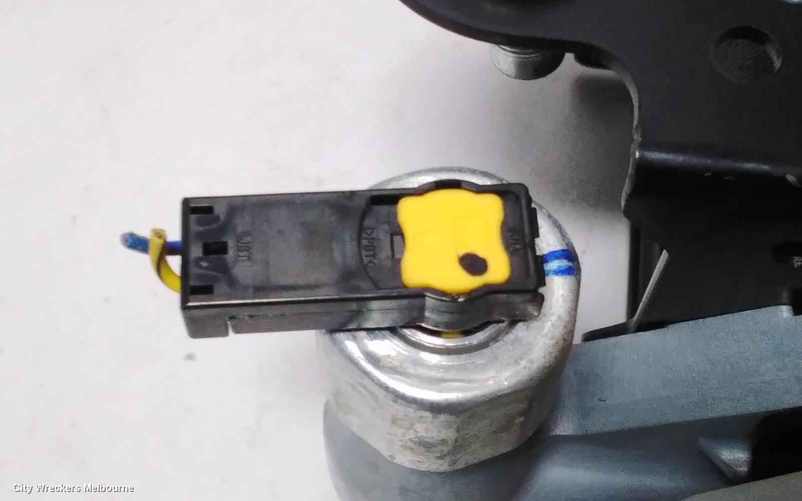 HYUNDAI IX35 SEATBELT/STALK, LH FRONT, SEATBELT ONLY, LM SERIES, 11/2009 - 01/2016