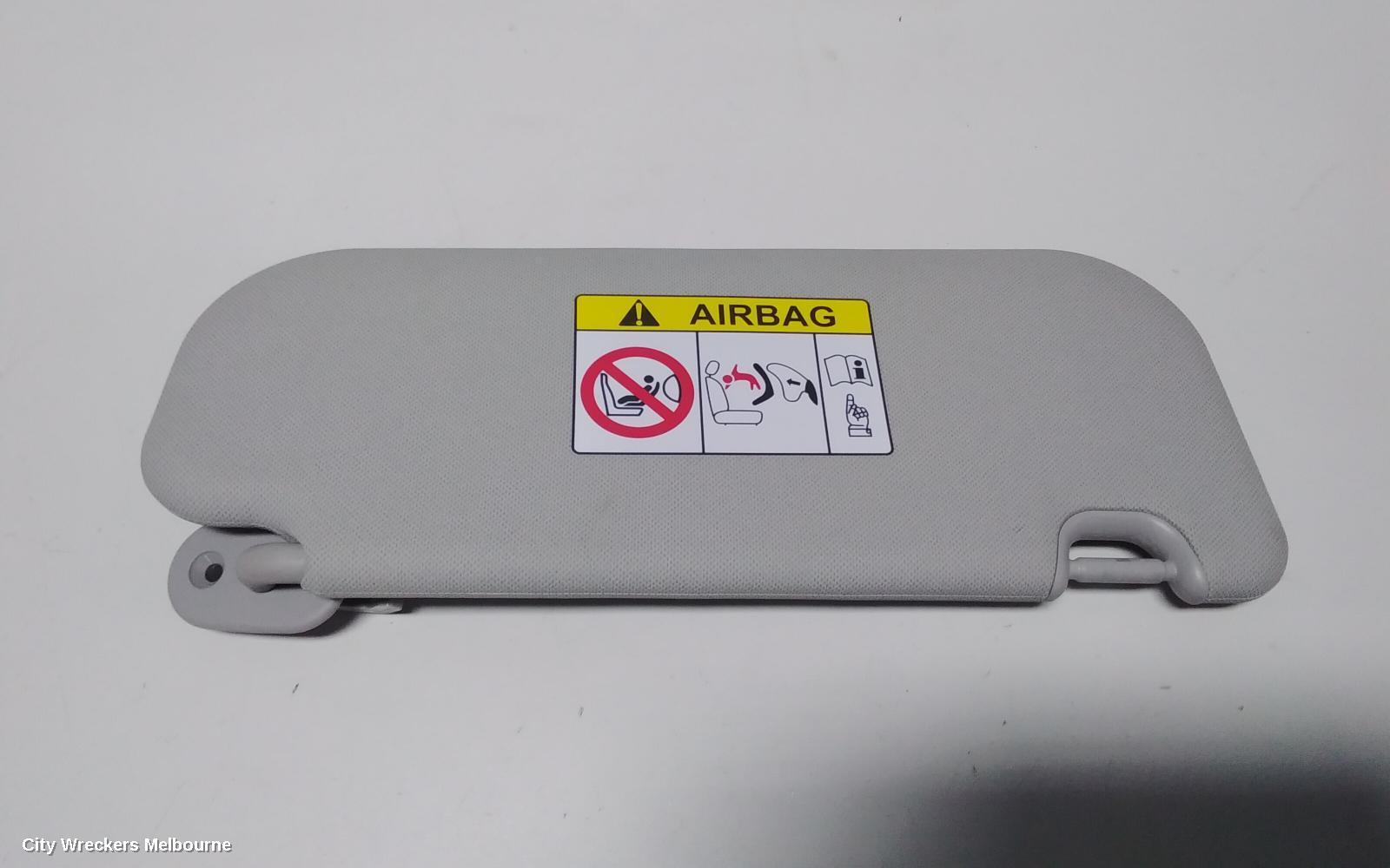 HYUNDAI I30 SUNVISOR, GD, LH SIDE, W/ MIRROR, NON COURTESY LIGHT TYPE, 03/2012 - 02/2017