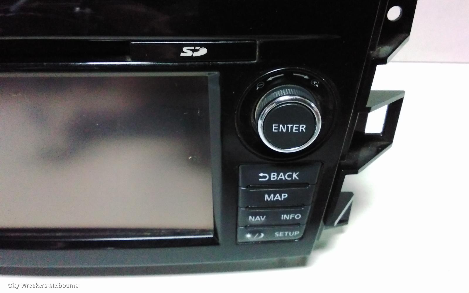 NISSAN NAVARA RADIO/CD/DVD/SAT/TV, NP300, SAT NAV, 05/2015 ONWARDS