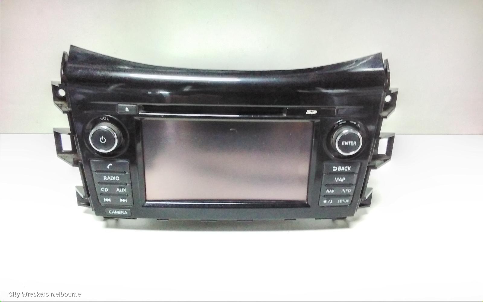 NISSAN NAVARA RADIO/CD/DVD/SAT/TV, NP300, SAT NAV, 05/2015 ONWARDS