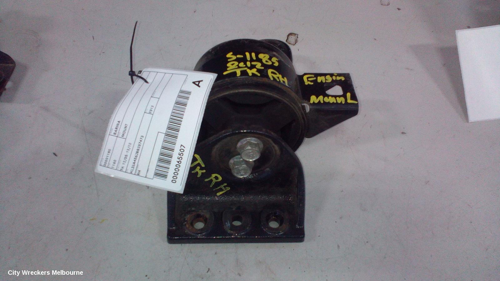 HOLDEN BARINA MOUNT, ENGINE MOUNT, RIGHT, PETROL, 1.6, F16D3, TK, 12/2005 - 12/2012