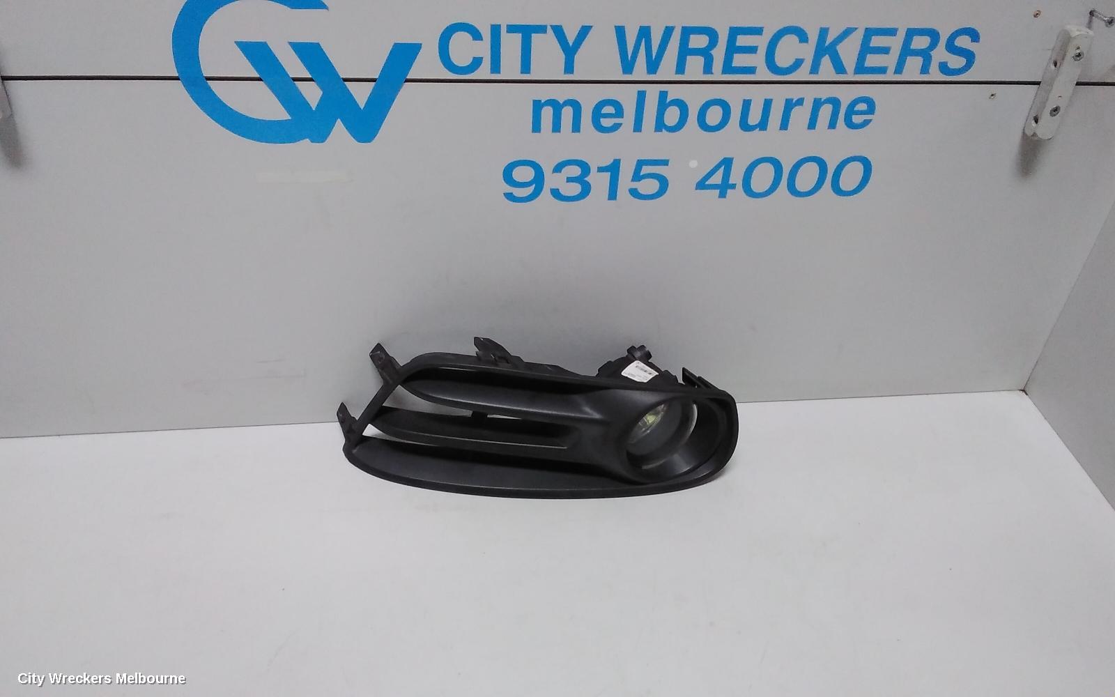 NISSAN PULSAR LEFT INDICATOR/FOG/SIDE, BUMPER FOGLAMP, C12, HATCH, 05/2013 - 12/2016