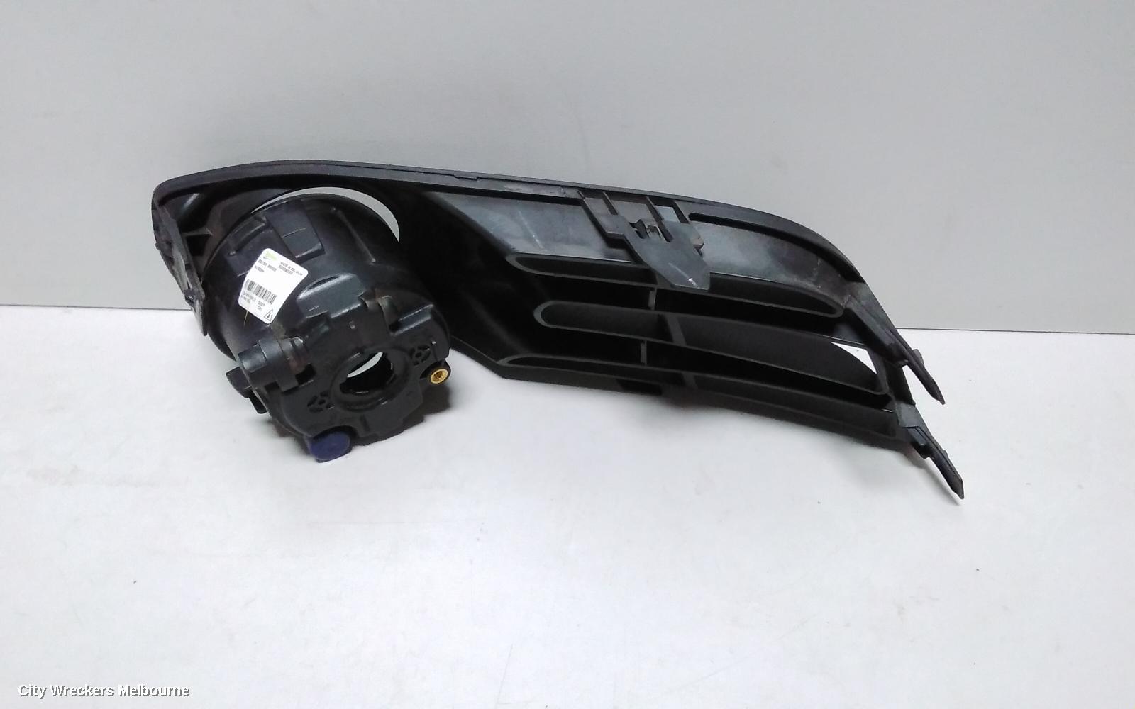 NISSAN PULSAR LEFT INDICATOR/FOG/SIDE, BUMPER FOGLAMP, C12, HATCH, 05/2013 - 12/2016