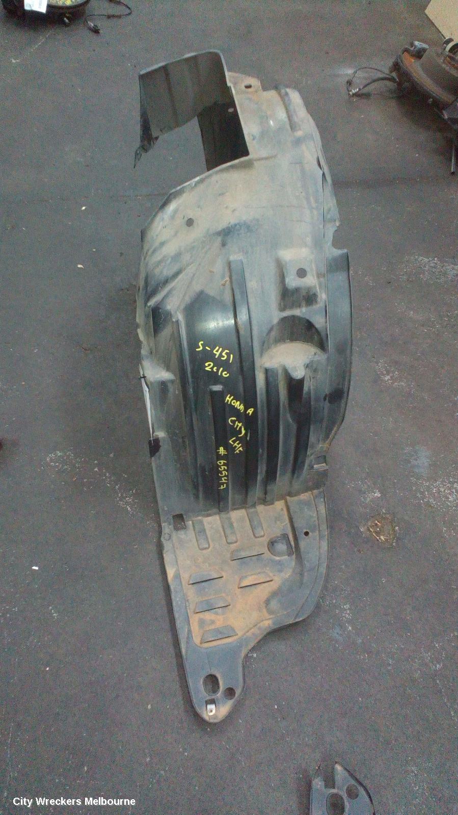 HONDA CITY LEFT GUARD LINER, GM, 01/2009 - 12/2013