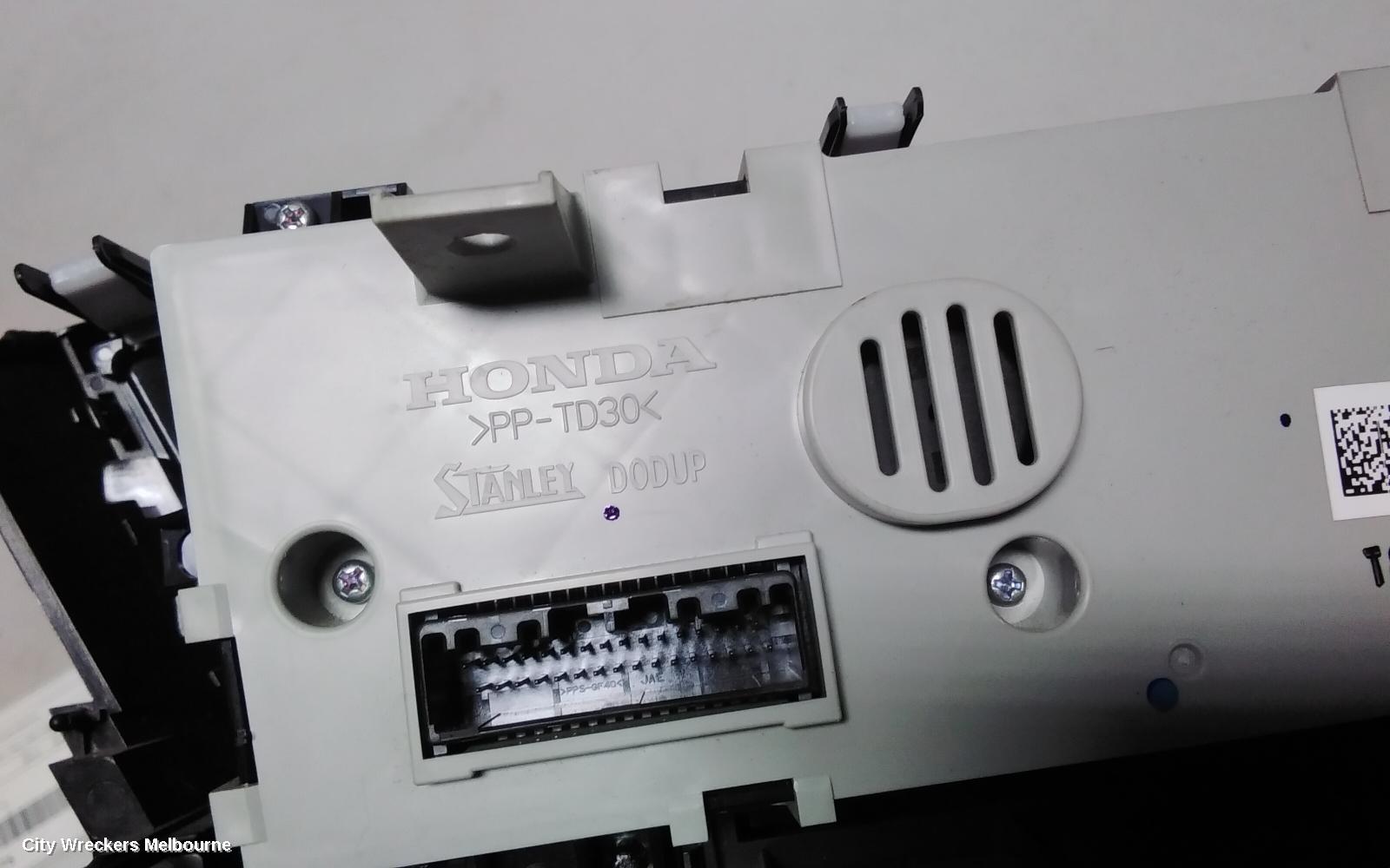 HONDA HRV HEATER/AC CONTROLS, SINGLE-ZONE CLIMATE CONTROL, RU5, 12/2014 ONWARDS