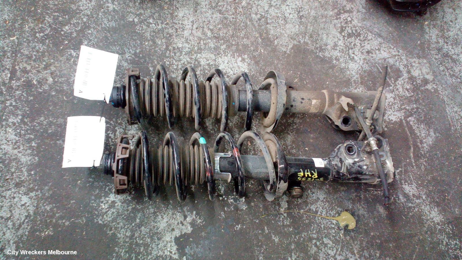 HONDA HRV RIGHT FRONT STRUT, RU5, 1.8, PETROL, 12/2014 ONWARDS