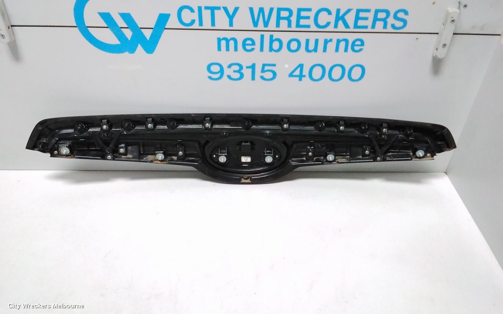 SUBARU FORESTER GRILLE, RADIATOR GRILLE (UPPER), SK, 08/2018 ONWARDS