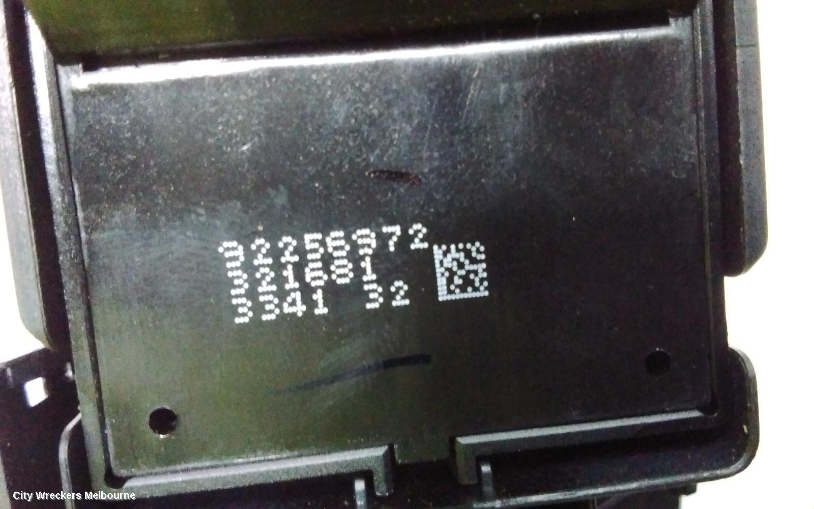 HOLDEN COMMODORE PWR DR WIND SWITCH, LH FRONT, VF, 05/2013 - 12/2017
