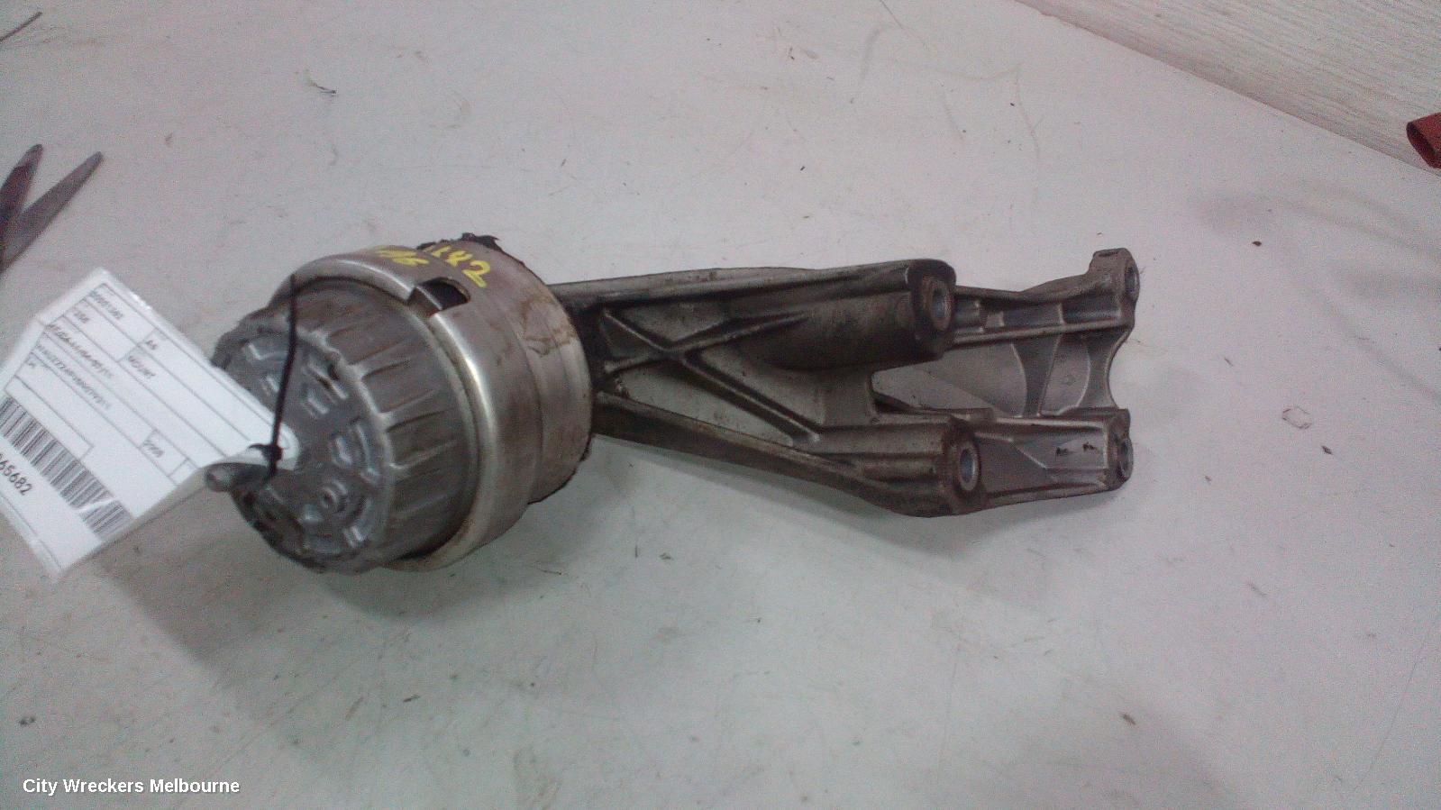 AUDI A6 MOUNT, 4F/C6 11/2004 - 07/2011