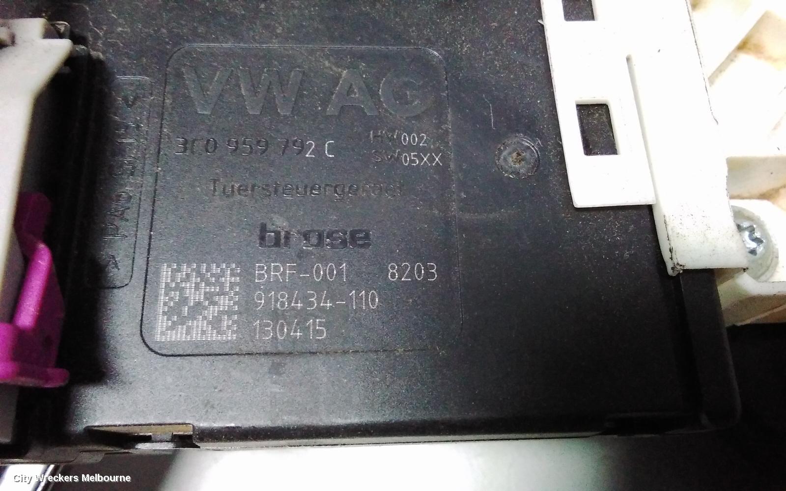 VOLKSWAGEN PASSAT LEFT FRONT WINDOW REG/MOTOR, 3CC, SEDAN, 03/2012 - 12/2016