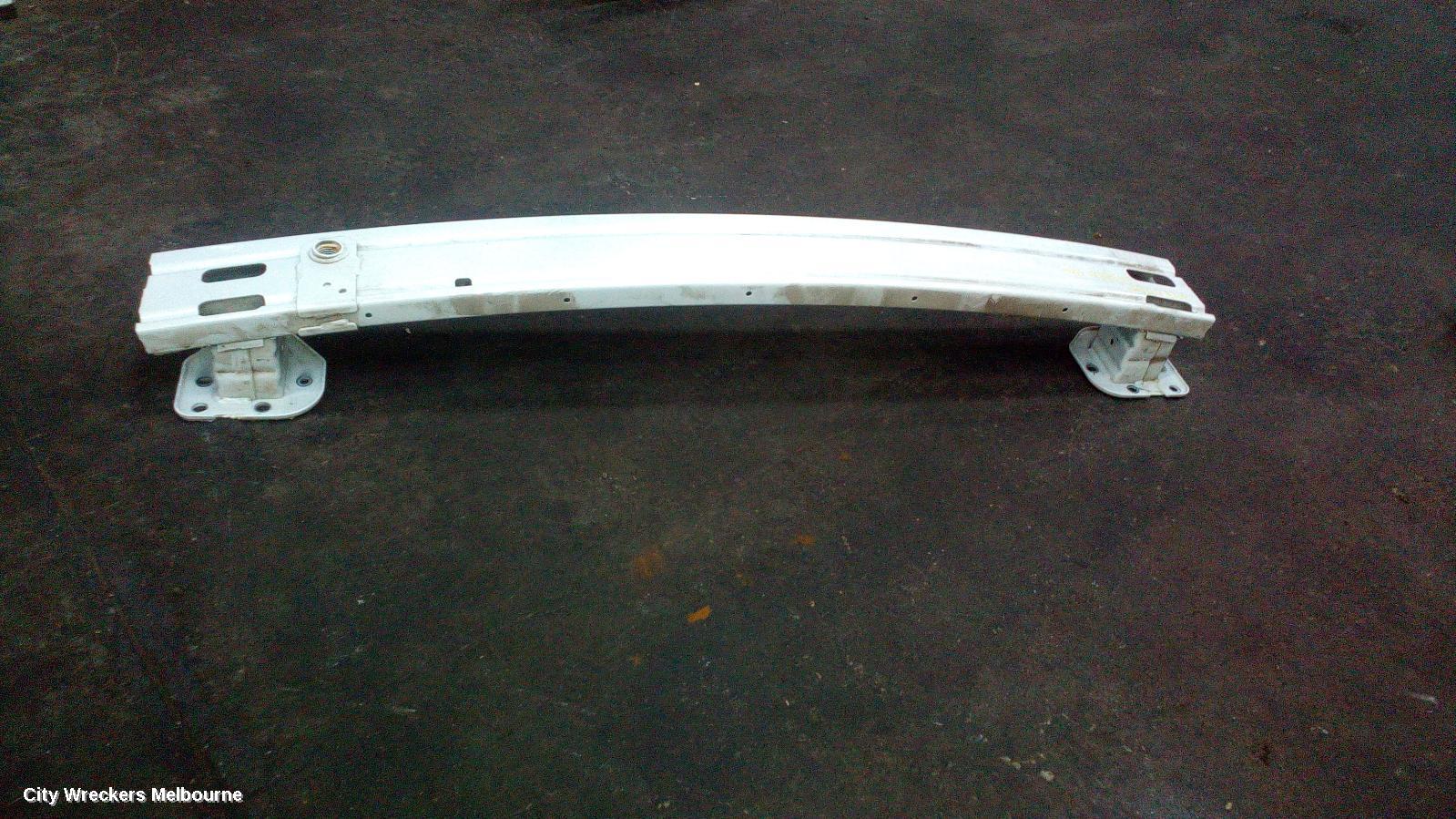 NISSAN QASHQAI R/BAR BRACKET/REINFO, REINFORCEMENT, J11, 06/2014 ONWARDS