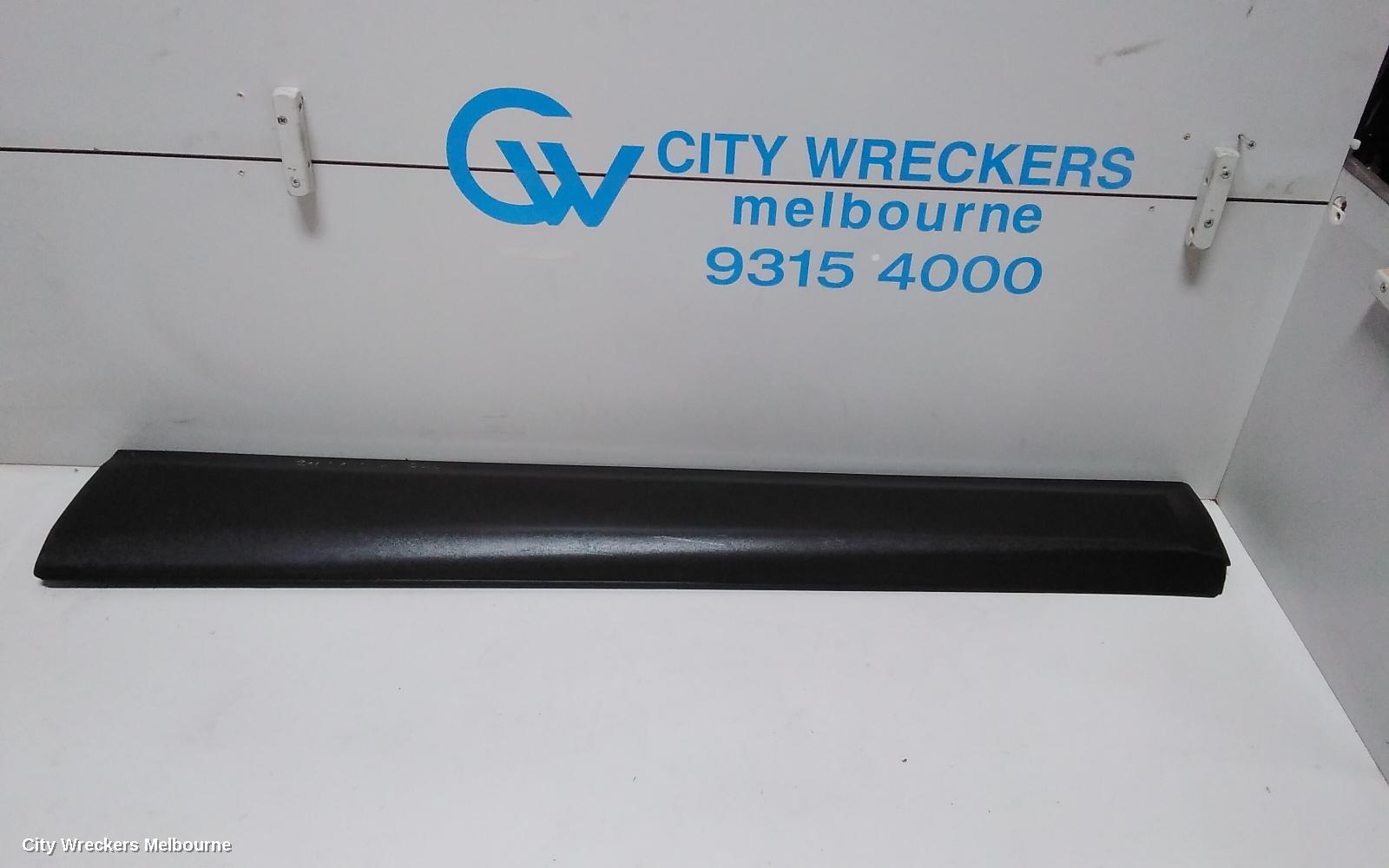 NISSAN QASHQAI DOOR MOULD, RHF DOOR MOULD: 65770, RH REAR, J11, 06/2014 - 07/2021