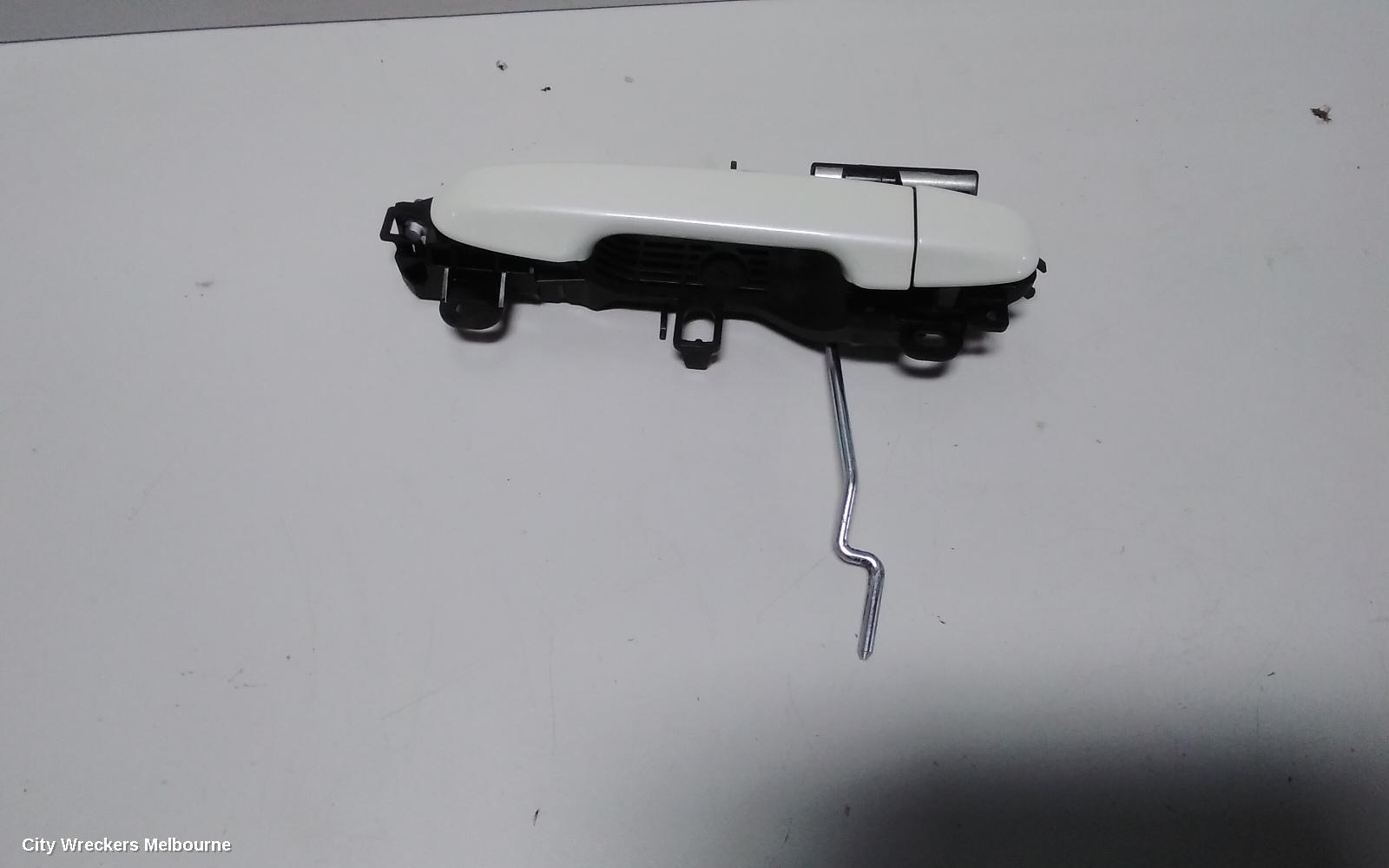 TOYOTA COROLLA DOOR HANDLE, OUTER, LH FRONT/RH FRONT, ZRE182R, HATCH, 10/2012 - 03/2015