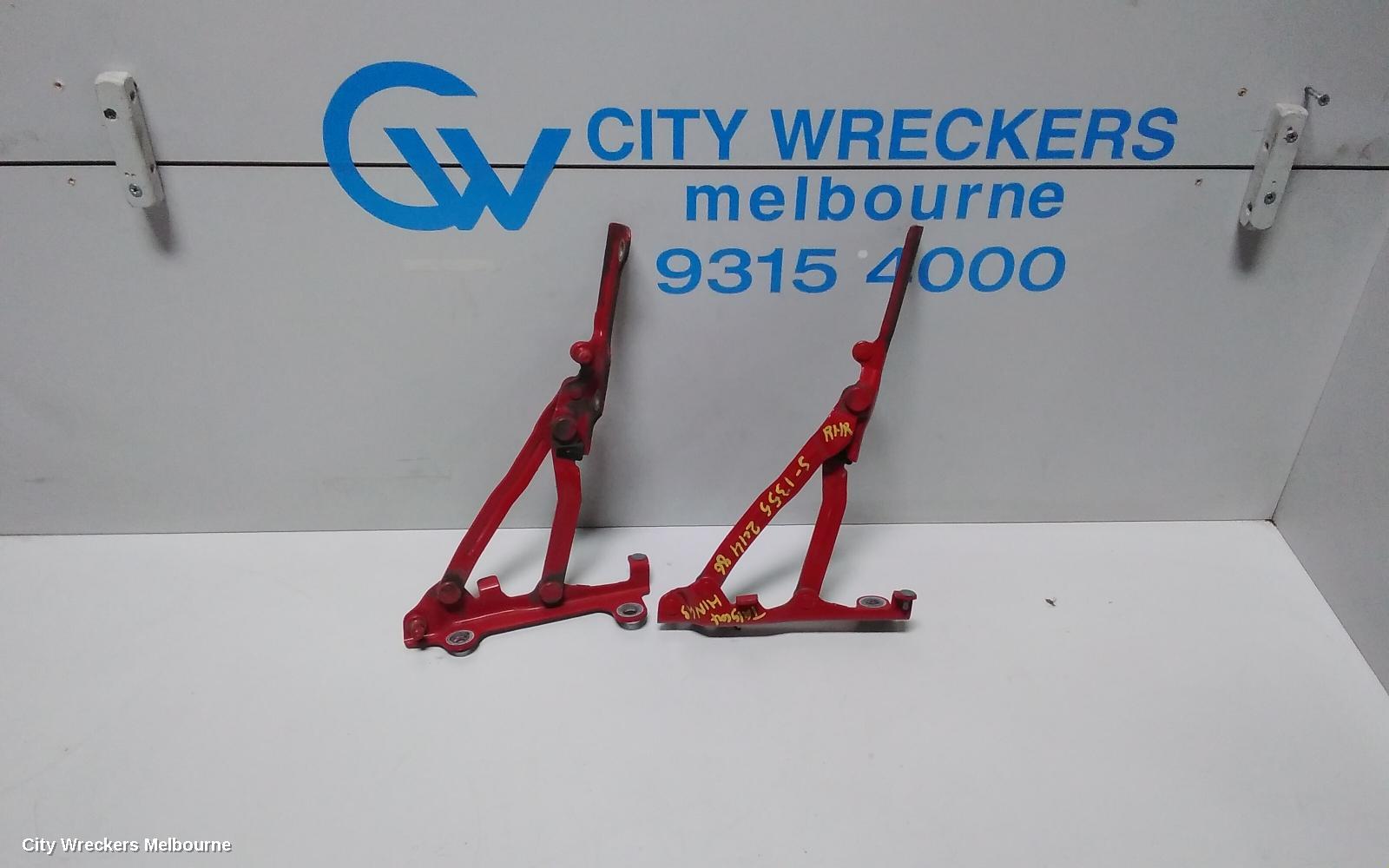 TOYOTA 86 BOOTLID/TGATE HINGE, ZN6, 04/2012 - 09/2021