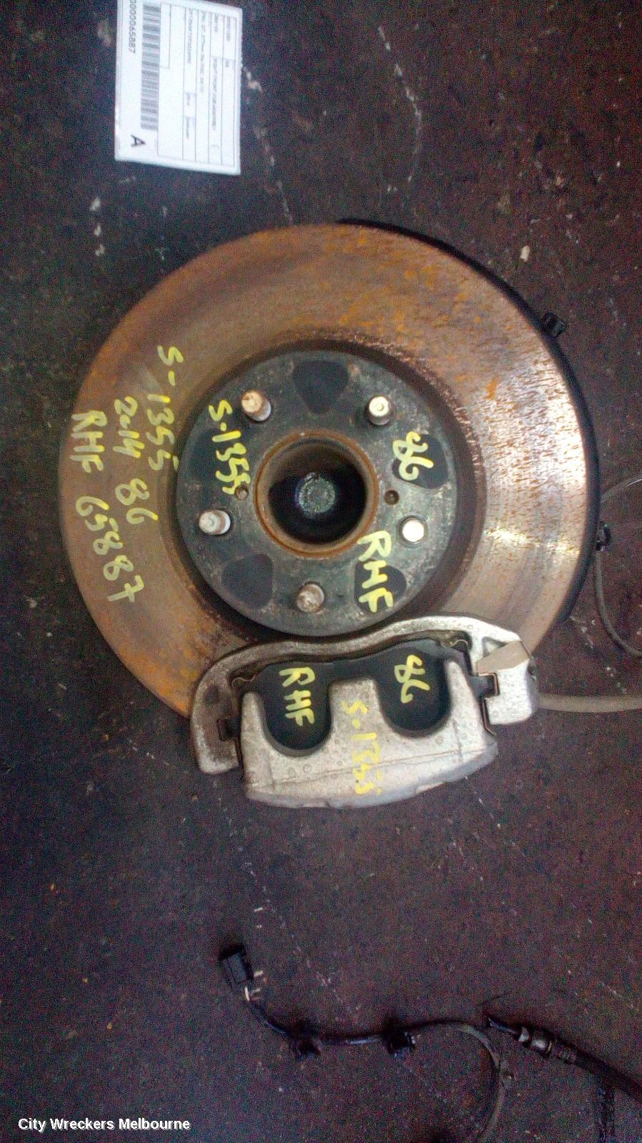 TOYOTA 86 RIGHT FRONT HUB ASSEMBLY, ZN6, GT, 277MM DIA DISC, 04/2012 ONWARDS