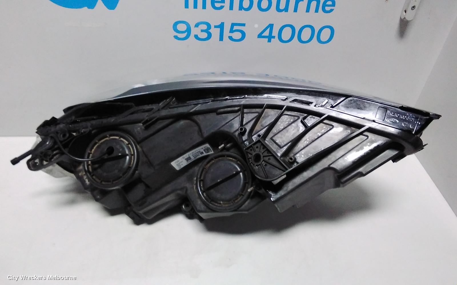 HOLDEN COMMODORE LEFT HEADLAMP, ZB, HALOGEN TYPE, 10/2017 - 12/2020