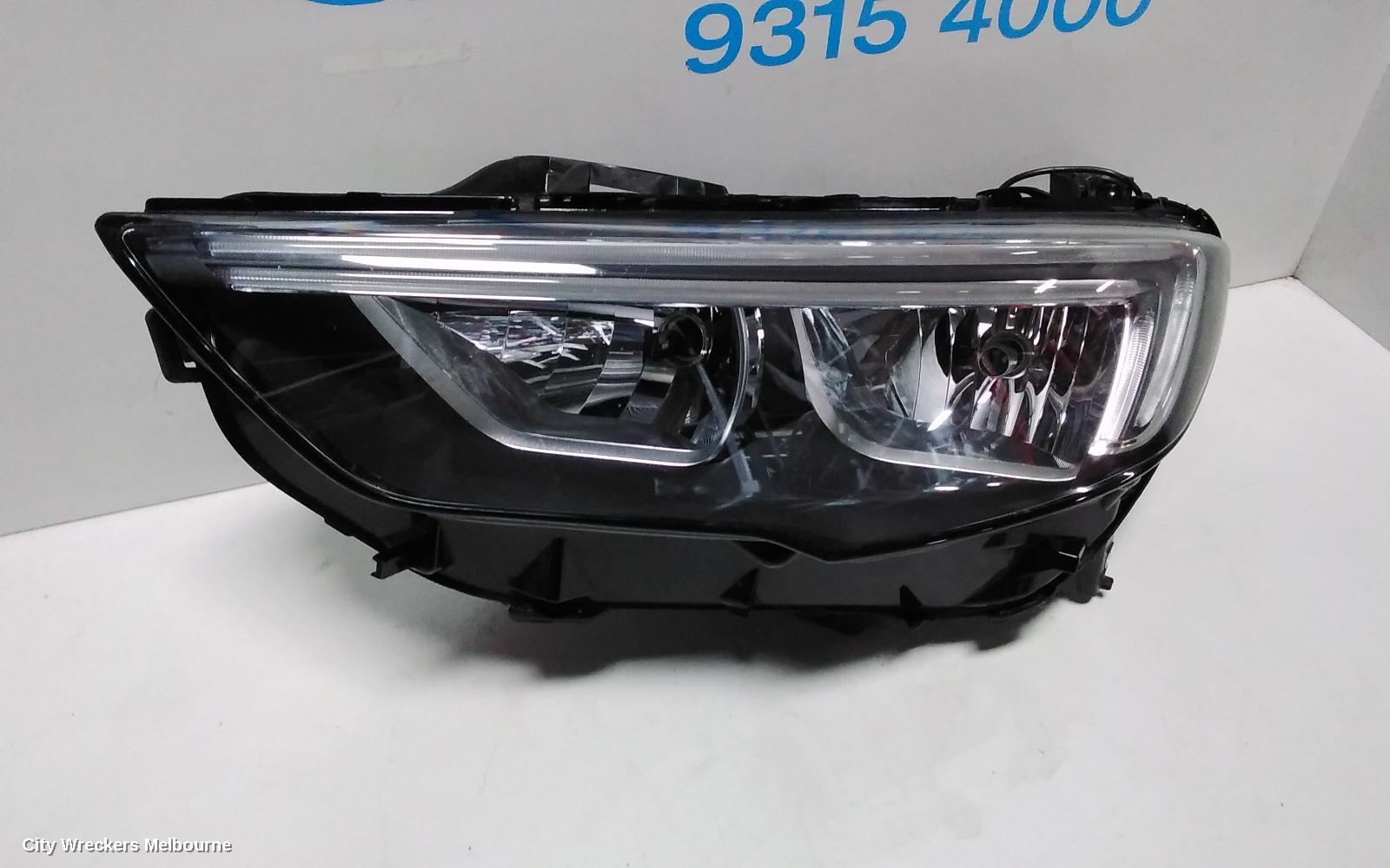 HOLDEN COMMODORE LEFT HEADLAMP, ZB, HALOGEN TYPE, 10/2017 - 12/2020