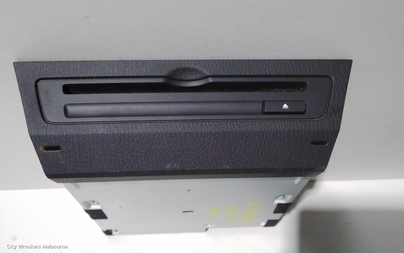 MAZDA CX3 RADIO/CD/DVD/SAT/TV, DISPLAY UNIT, DK, 03/2015 ONWARDS