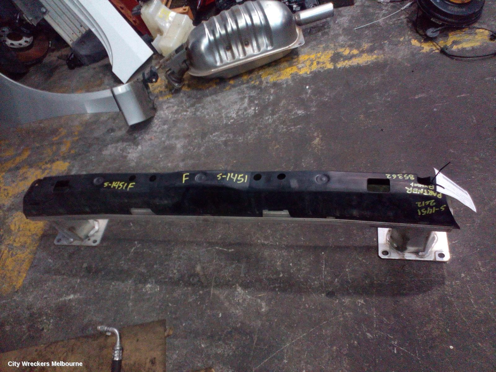 PEUGEOT PARTNER F/BAR REINFORC/BRACK, REINFORCEMENT, 09/2008 - 01/2015