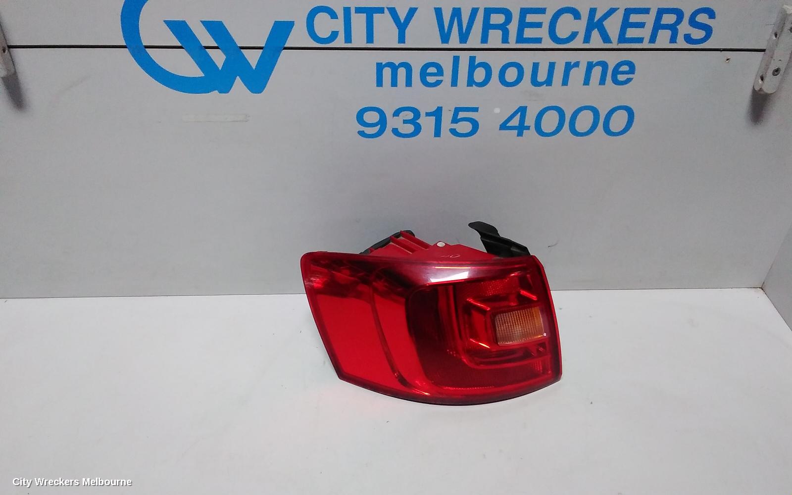 VOLKSWAGEN JETTA LEFT TAILLIGHT, 1B, IN BODY, W/ HALOGEN TYPE, 02/2011 - 10/2014