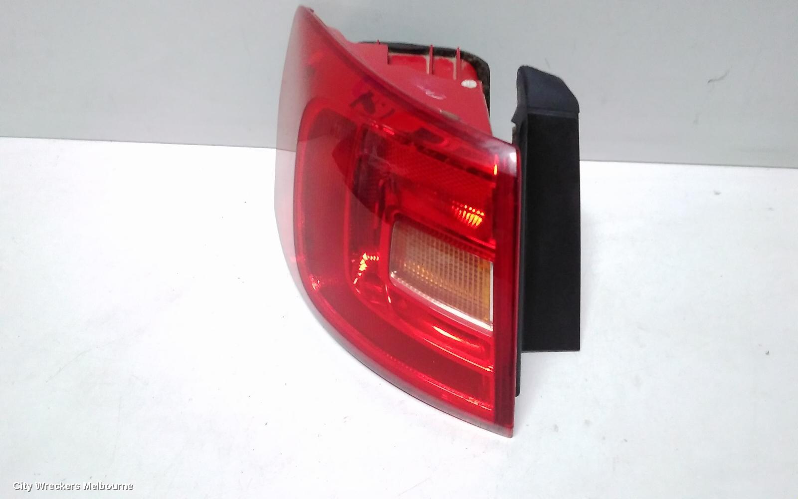 VOLKSWAGEN JETTA LEFT TAILLIGHT, 1B, IN BODY, W/ HALOGEN TYPE, 02/2011 - 10/2014