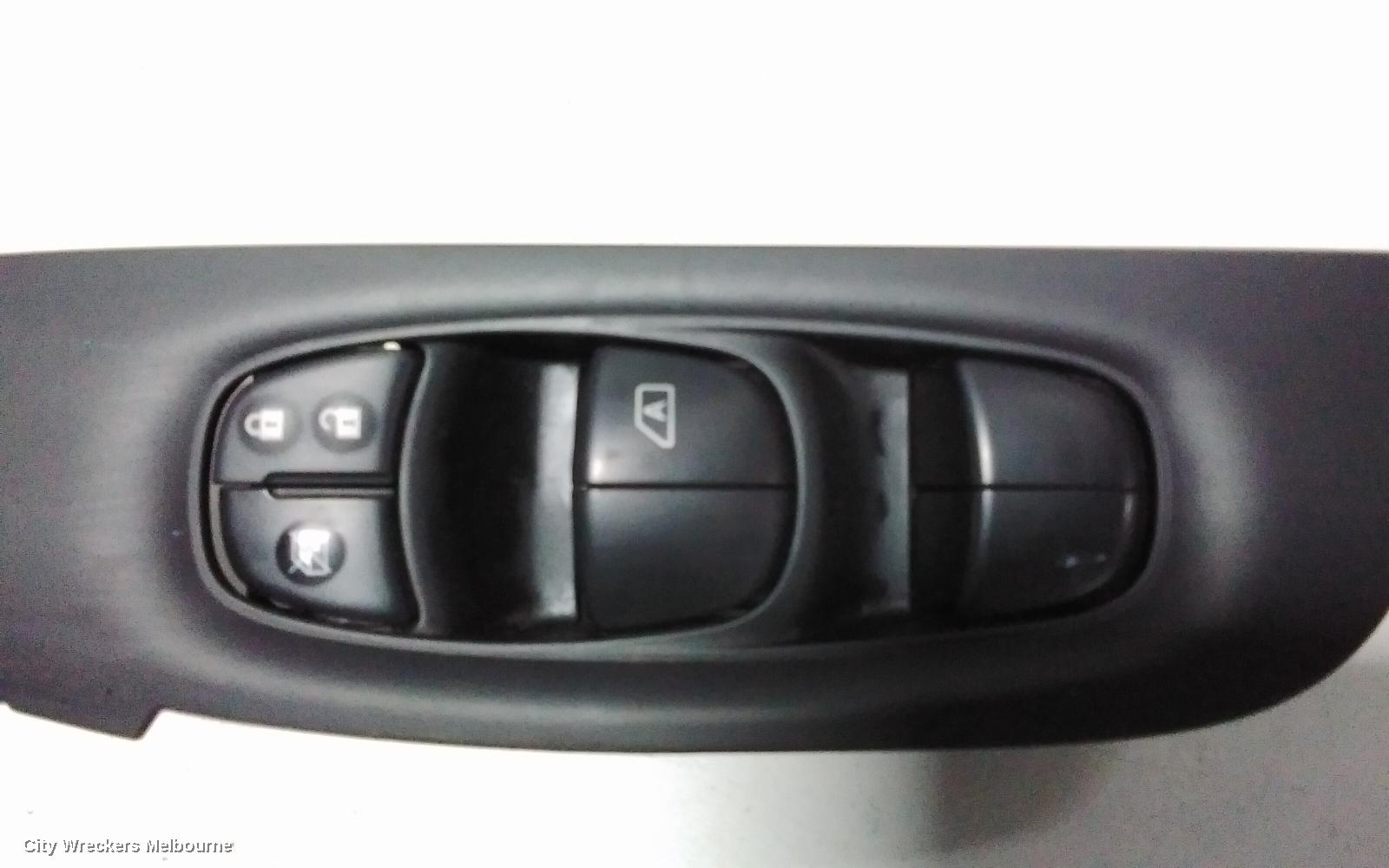 NISSAN QASHQAI PWR DR WIND SWITCH, RH FRONT (MASTER SWITCH), EARLY TYPE (ONLY DRIVERS DOOR AUTO TYPE), J11, 06/2014 - 06/2017