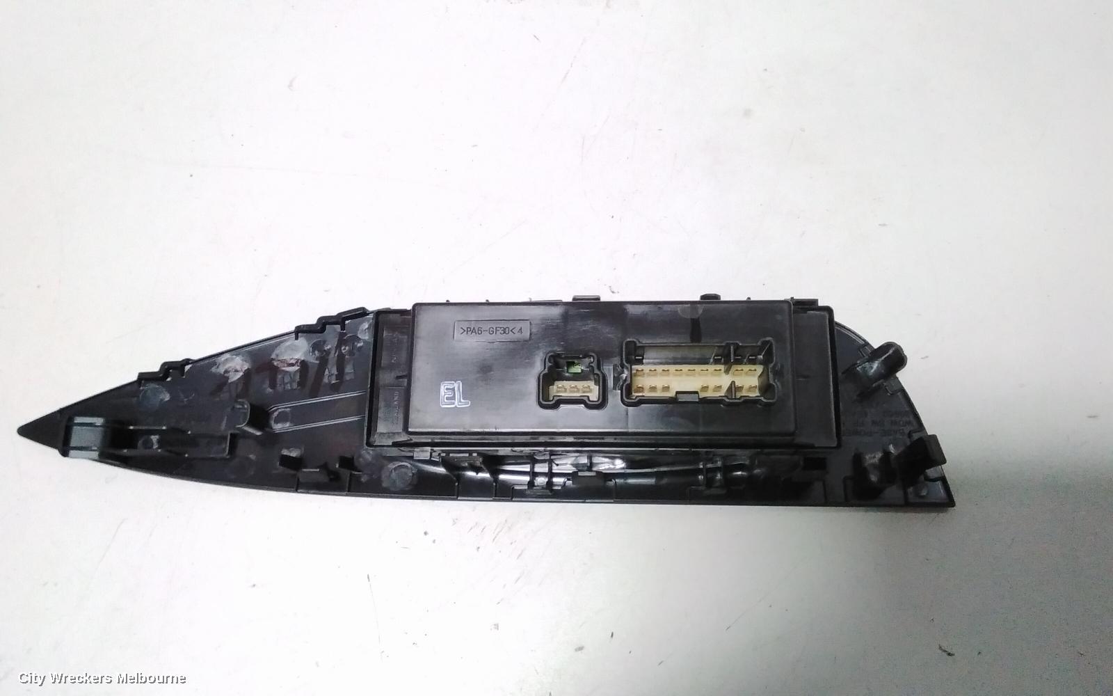 NISSAN QASHQAI PWR DR WIND SWITCH, RH FRONT (MASTER SWITCH), EARLY TYPE (ONLY DRIVERS DOOR AUTO TYPE), J11, 06/2014 - 06/2017