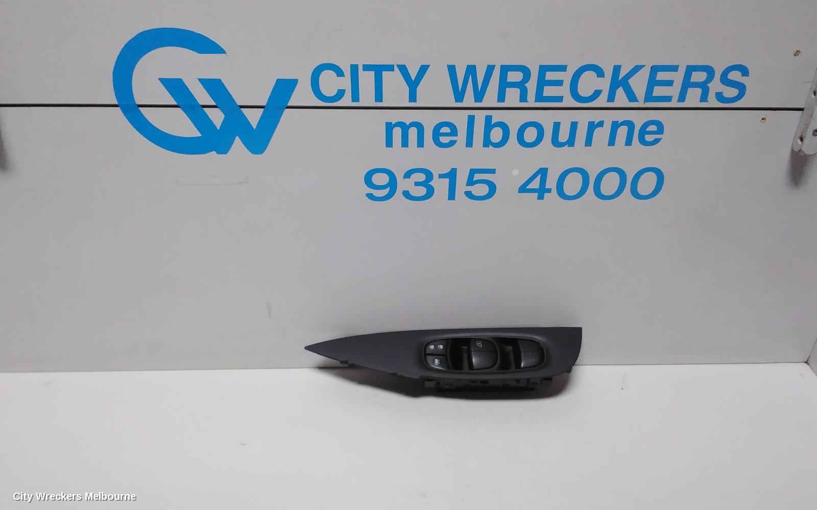NISSAN QASHQAI PWR DR WIND SWITCH, RH FRONT (MASTER SWITCH), EARLY TYPE (ONLY DRIVERS DOOR AUTO TYPE), J11, 06/2014 - 06/2017