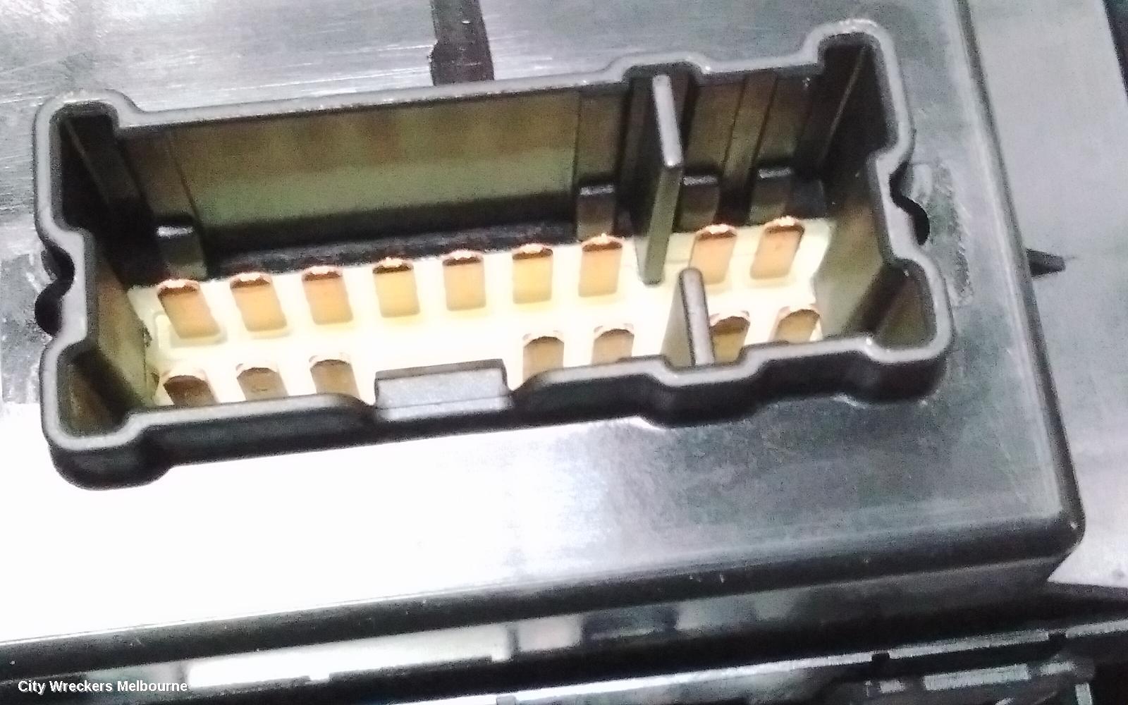 NISSAN QASHQAI PWR DR WIND SWITCH, RH FRONT (MASTER SWITCH), EARLY TYPE (ONLY DRIVERS DOOR AUTO TYPE), J11, 06/2014 - 06/2017