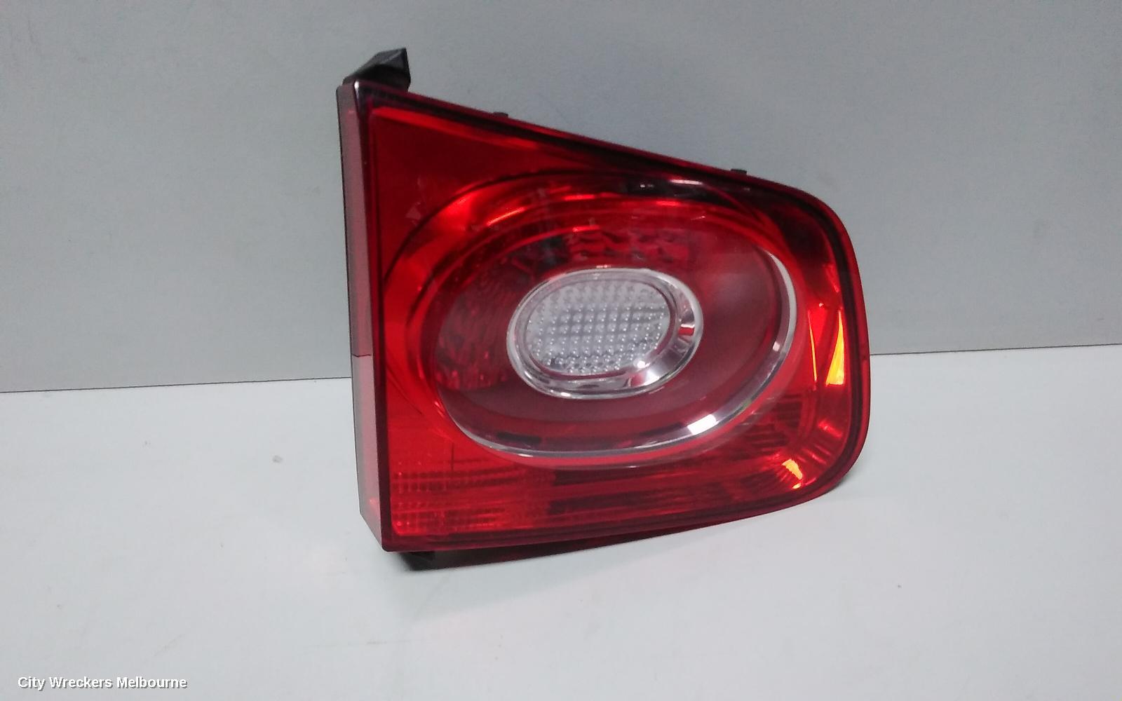 VOLKSWAGEN TIGUAN REAR GARNISH, TAILGATE LAMP (LH SIDE), 5N, 05/2008 - 06/2011