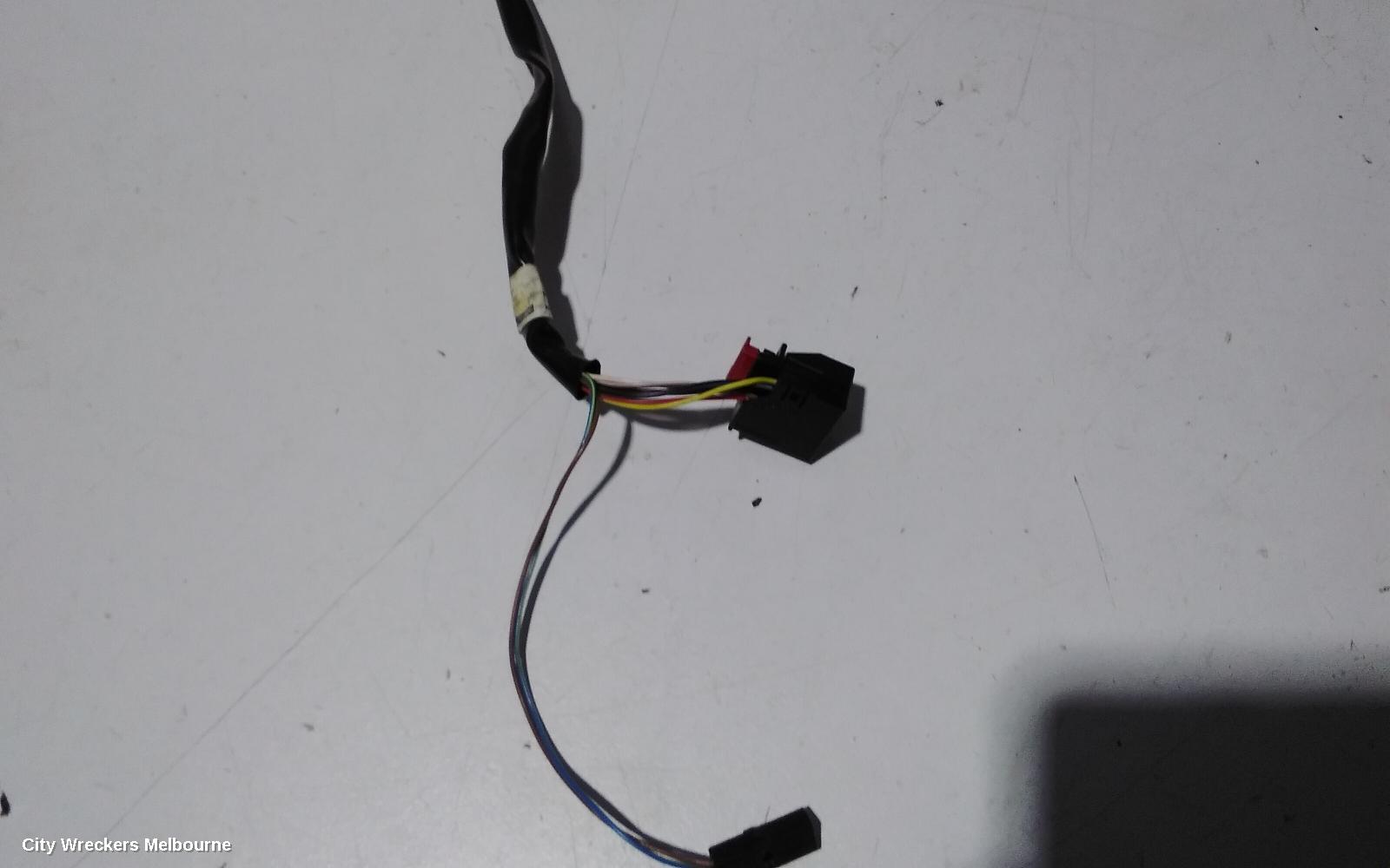 AUDI A4 RIGHT DOOR MIRROR, B8 8K, A4, POWER FOLD, NO LANE CHANGE ASSIST TYPE, 05/2009 - 09/2015