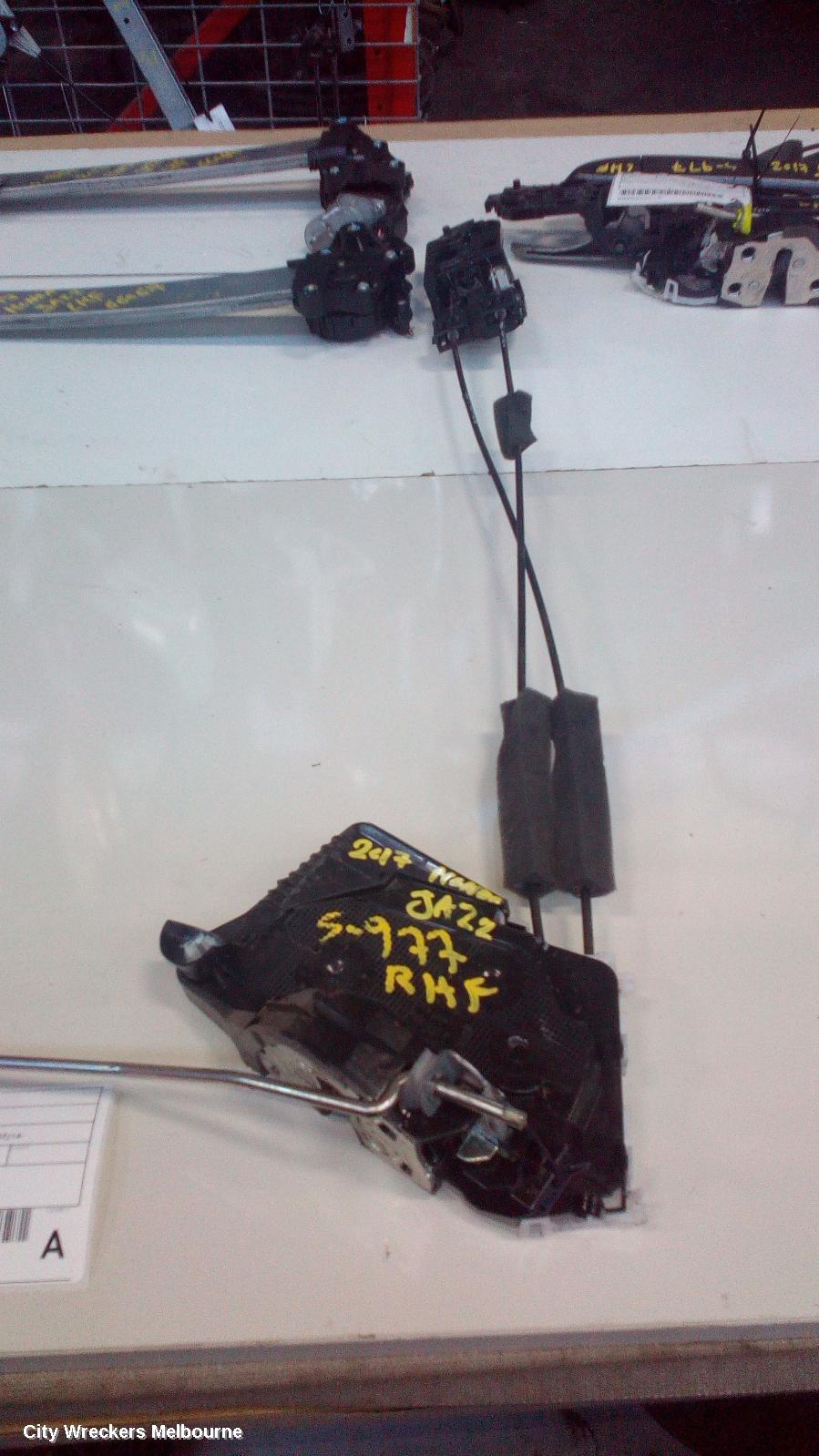 HONDA JAZZ DOOR/BOOT/GATE LOCK, RIGHT FRONT DOOR LOCK, GF/GK, VTI, 07/2014 ONWARDS