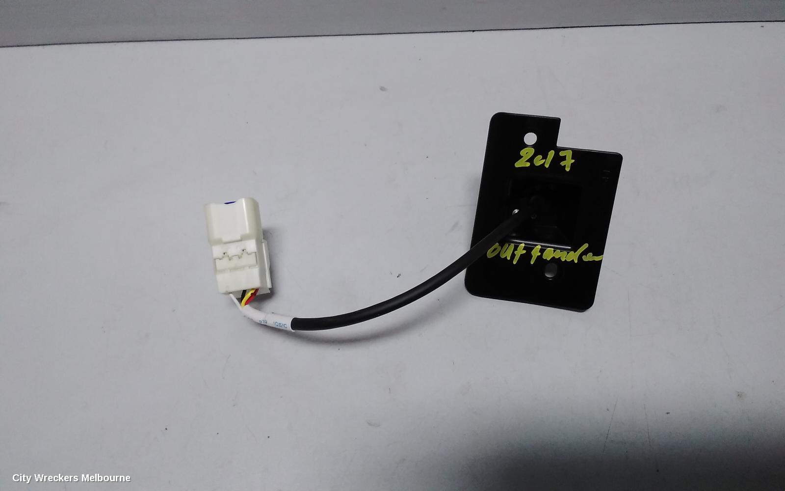 MITSUBISHI OUTLANDER REVERSE CAMERA, REVERSE CAMERA, ZK, 04/2015 ONWARDS