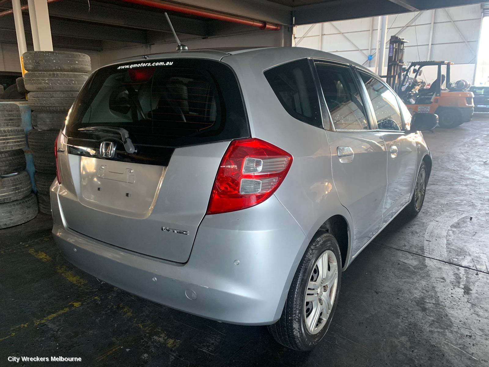 HONDA JAZZ RIGHT HEADLAMP, GE, 08/2008 - 03/2011