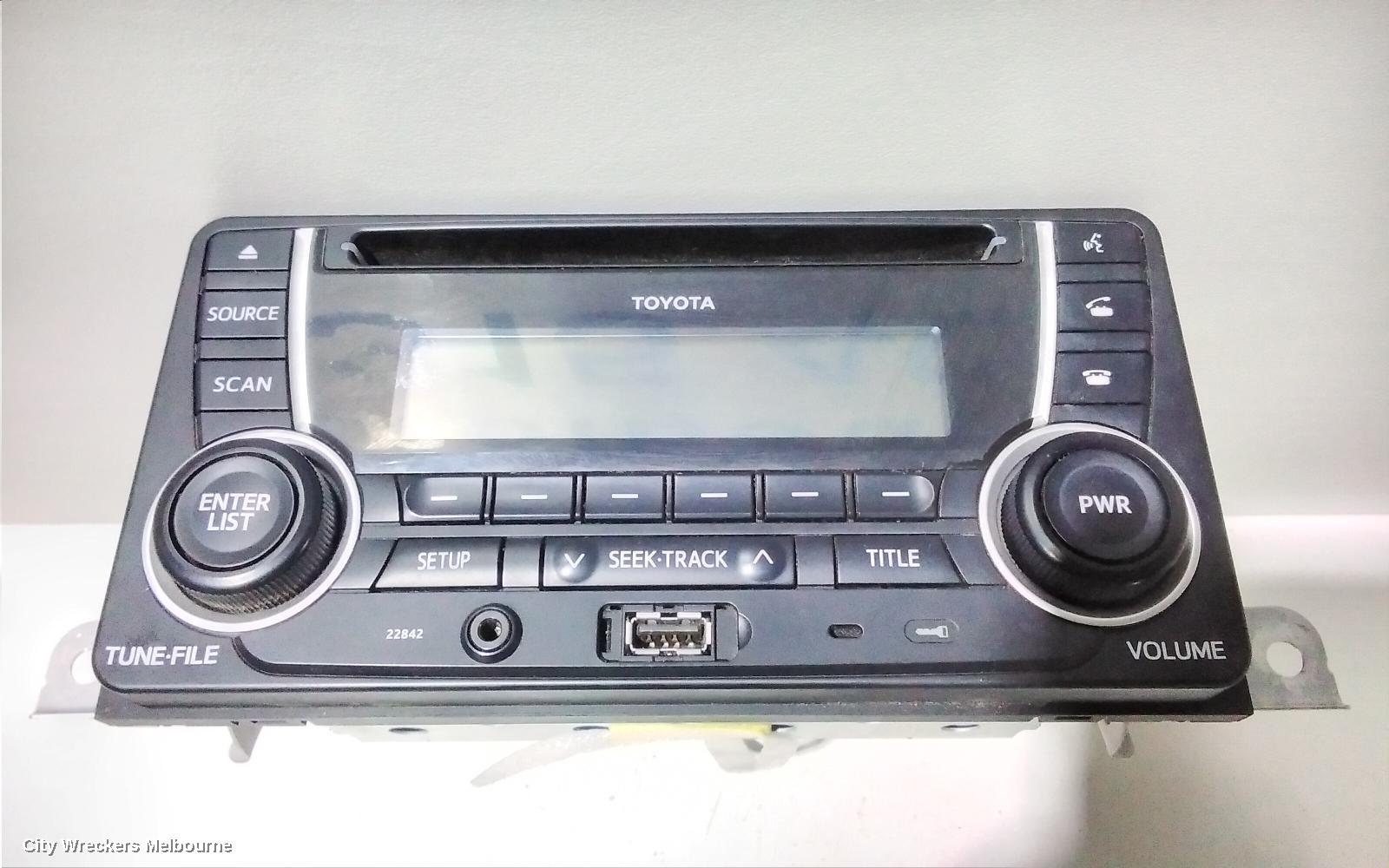 TOYOTA YARIS RADIO/CD/DVD/SAT/TV, SINGLE DISC CD PLAYER (P/N ON FACE 22842), NCP13#, 08/2011 - 12/2019