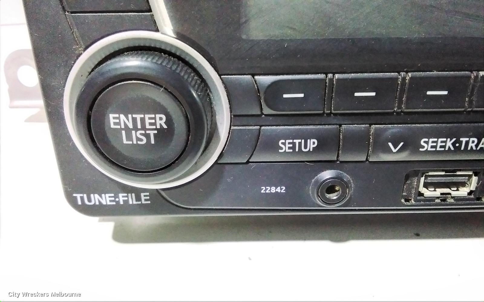 TOYOTA YARIS RADIO/CD/DVD/SAT/TV, SINGLE DISC CD PLAYER (P/N ON FACE 22842), NCP13#, 08/2011 - 12/2019