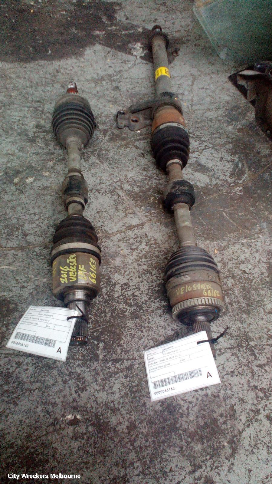 HYUNDAI VELOSTER LEFT DRIVESHAFT, AUTO T/M, TURBO, FS, 05/2015 - 02/2018