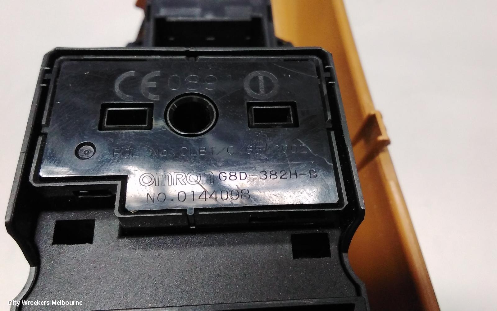 HONDA ODYSSEY PWR DR WIND SWITCH, RH FRONT (MASTER SWITCH), RB, 07/2004 - 03/2009 (AUS ONLY)