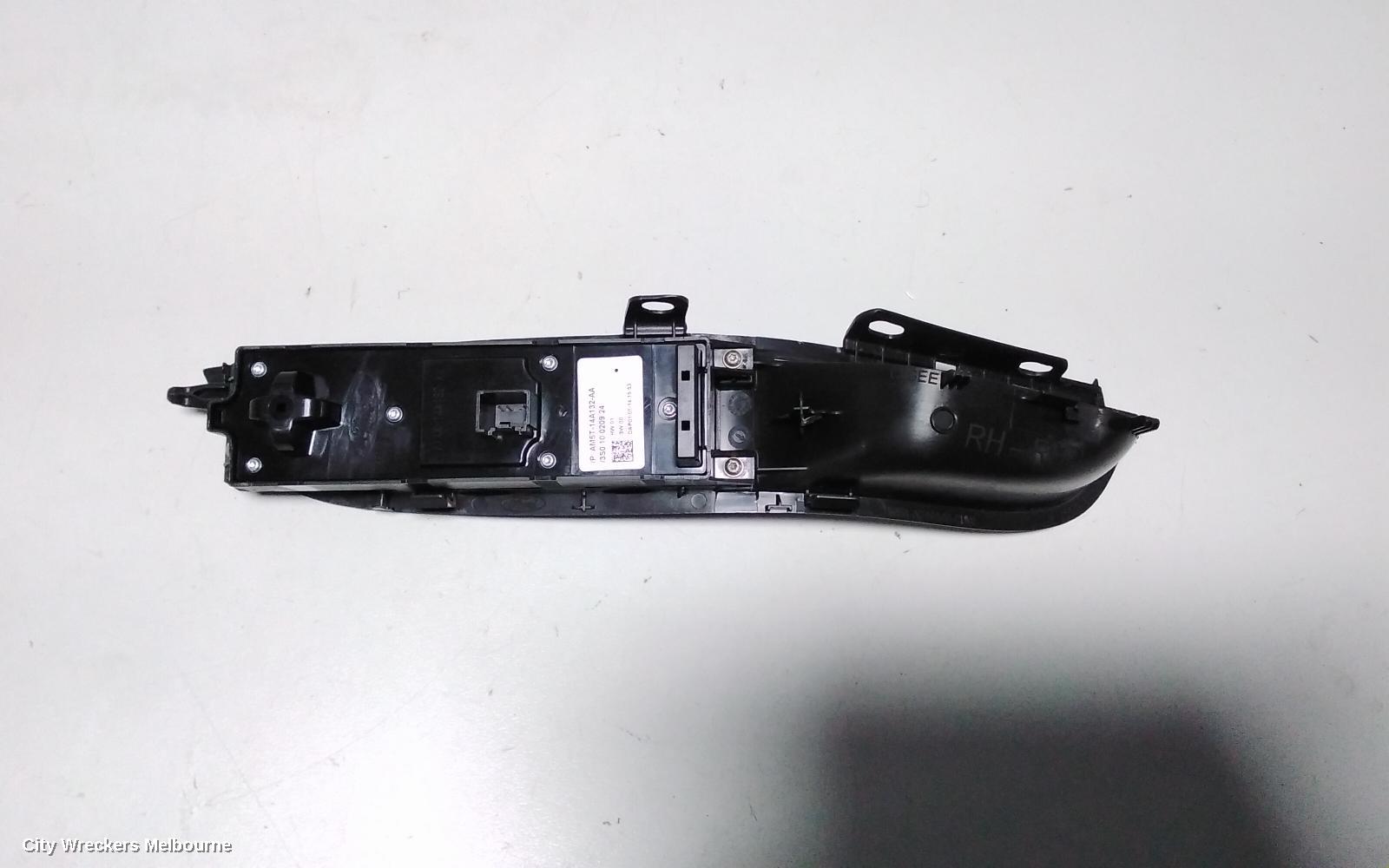 FORD FOCUS PWR DR WIND SWITCH, RH FRONT (MASTER SWITCH), LW, MANUAL FOLD, NON CHROME INSERT TYPE, 05/2011 - 08/2015