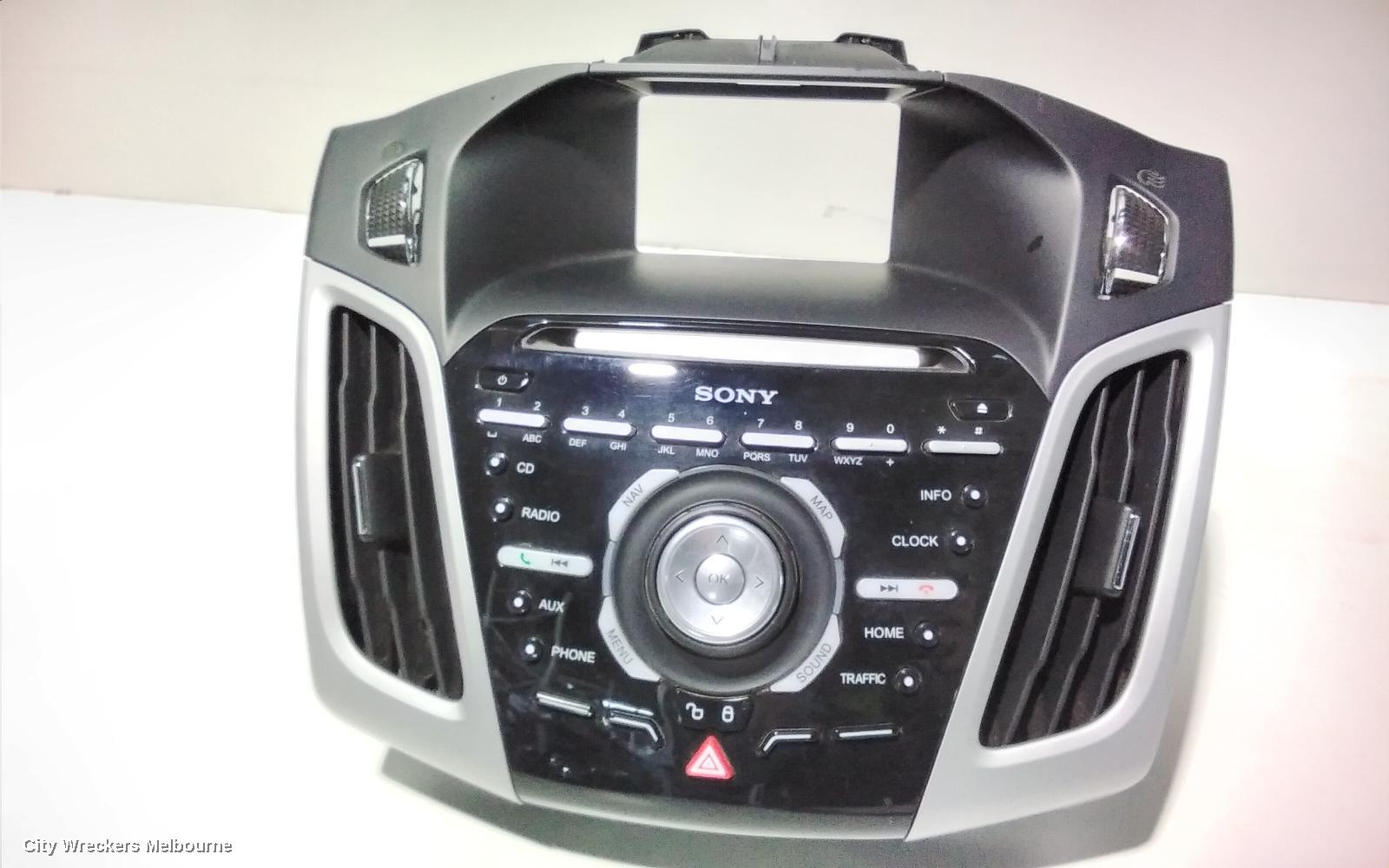 FORD FOCUS RADIO/CD/DVD/SAT/TV, DISPLAY UNIT, 5IN, W/ SAT NAV TYPE, LW, 10/2011 - 08/2015