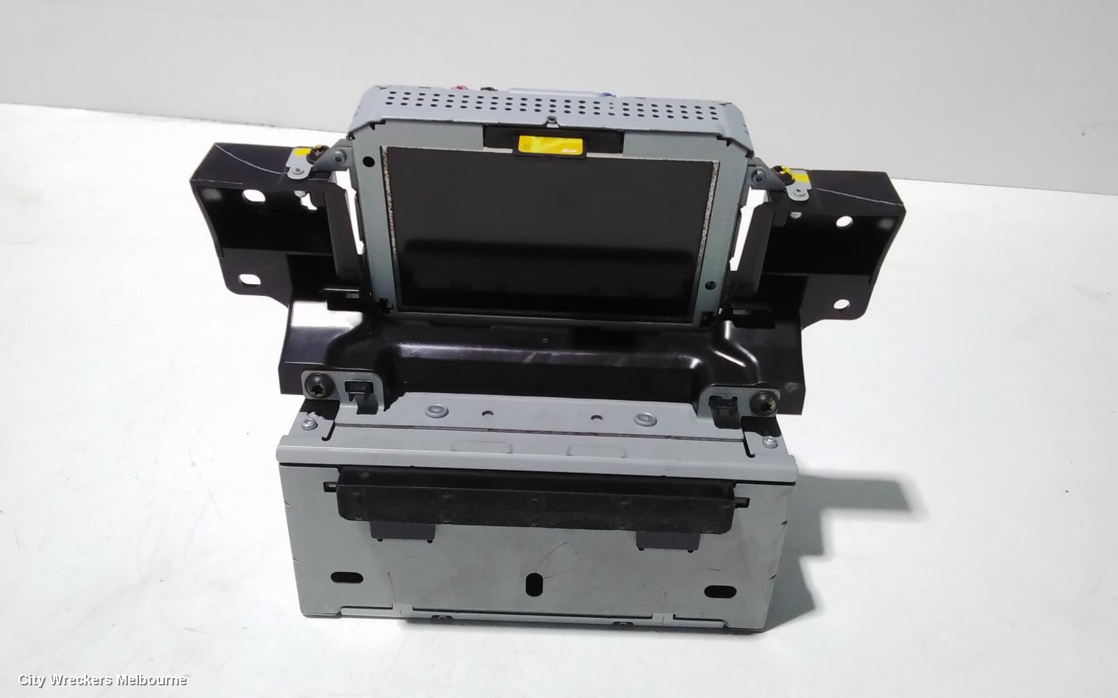 FORD FOCUS RADIO/CD/DVD/SAT/TV, DISPLAY UNIT, 5IN, W/ SAT NAV TYPE, LW, 10/2011 - 08/2015