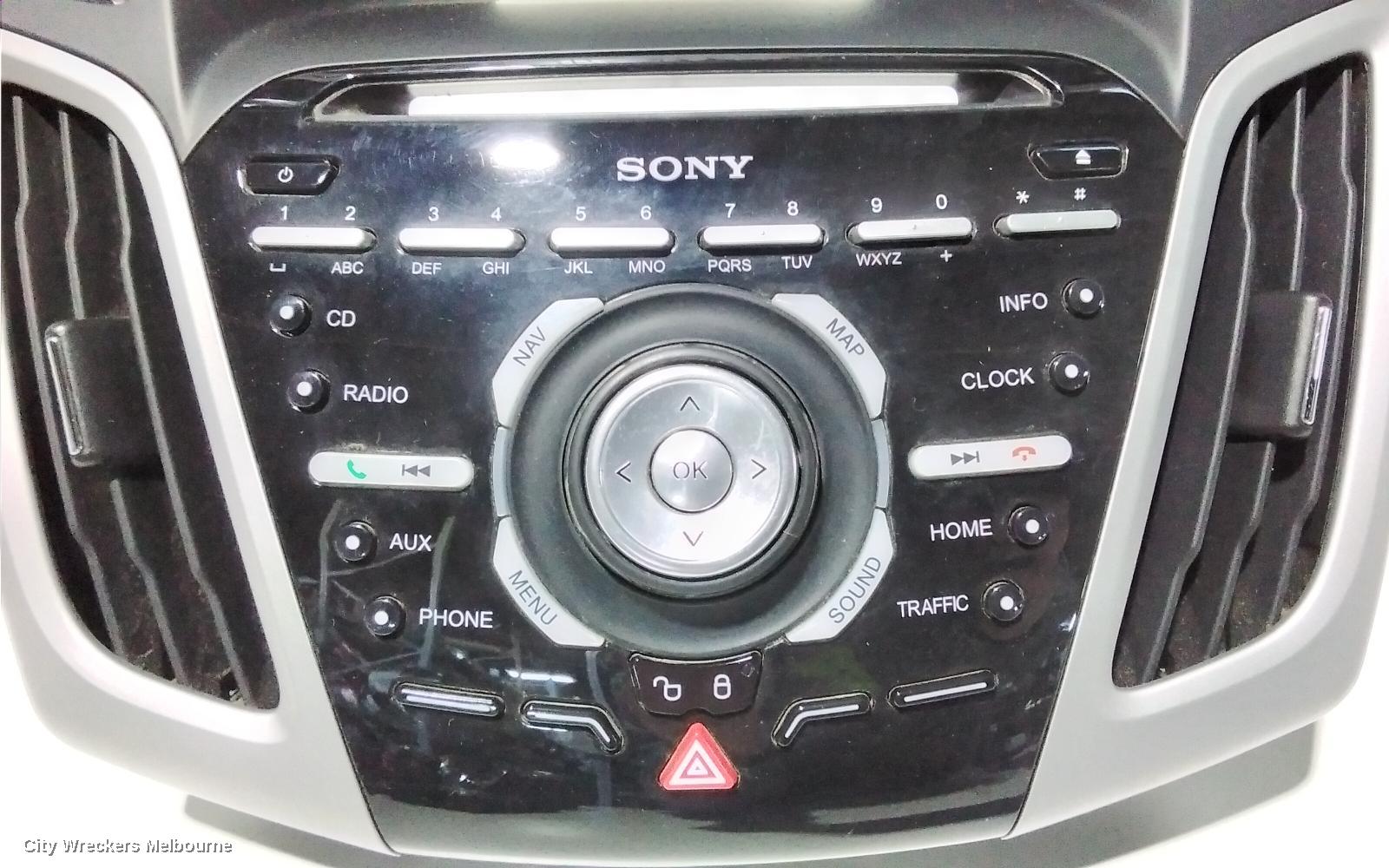 FORD FOCUS RADIO/CD/DVD/SAT/TV, DISPLAY UNIT, 5IN, W/ SAT NAV TYPE, LW, 10/2011 - 08/2015