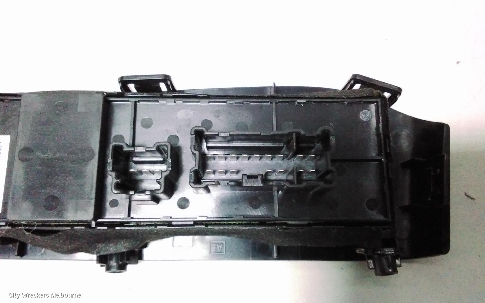 SUBARU OUTBACK PWR DR WIND SWITCH, RH FRONT (MASTER SWITCH), 6TH GEN, CHROME, AL21, 08/2014 - 12/2020