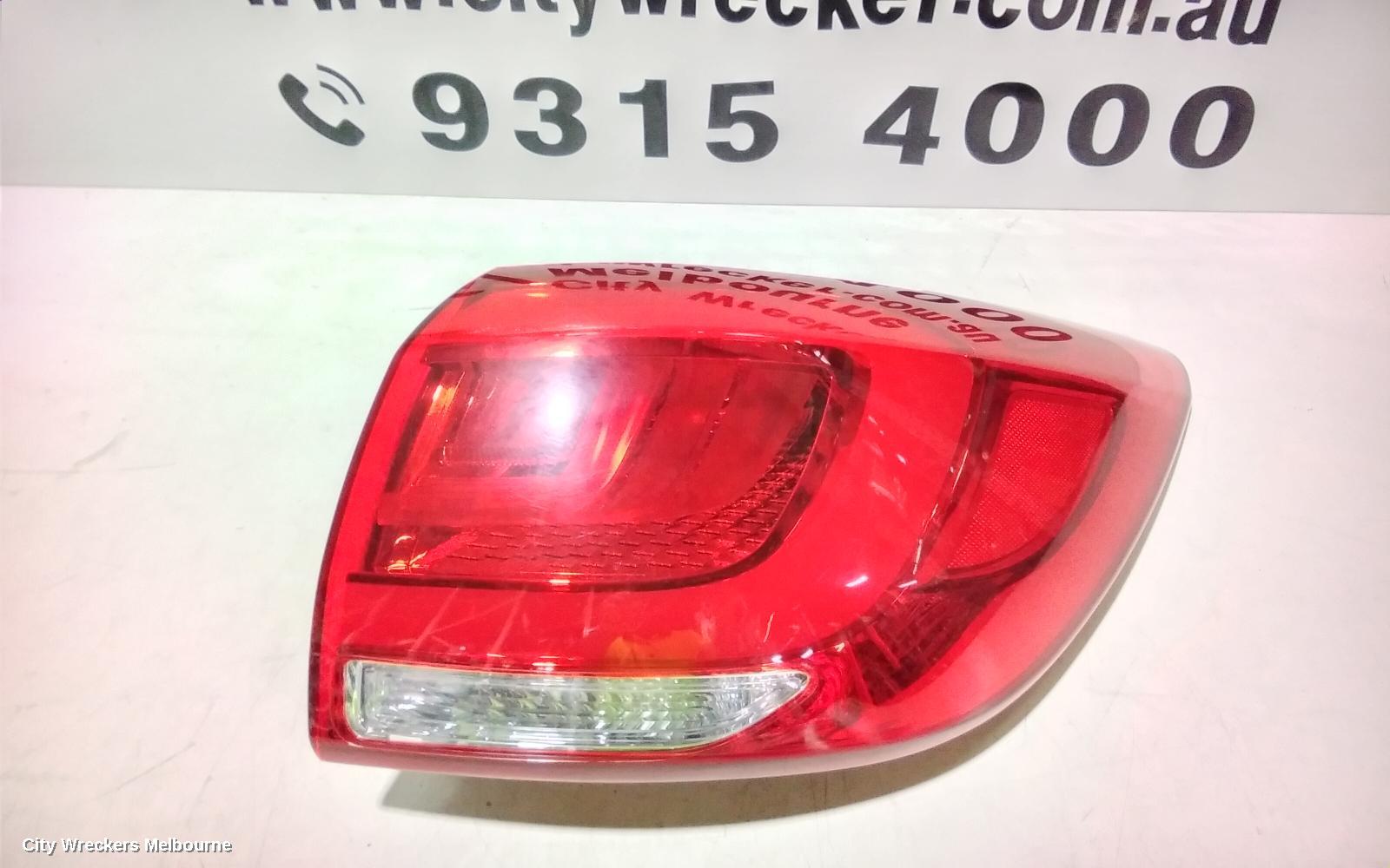 KIA SPORTAGE RIGHT TAILLIGHT, SL, IN BODY, PLATINUM, 05/2014 - 10/2015