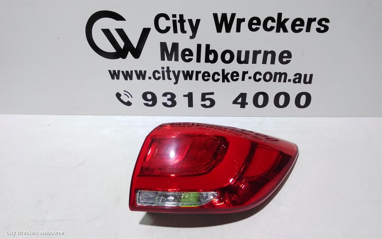 KIA SPORTAGE RIGHT TAILLIGHT, SL, IN BODY, PLATINUM, 05/2014 - 10/2015