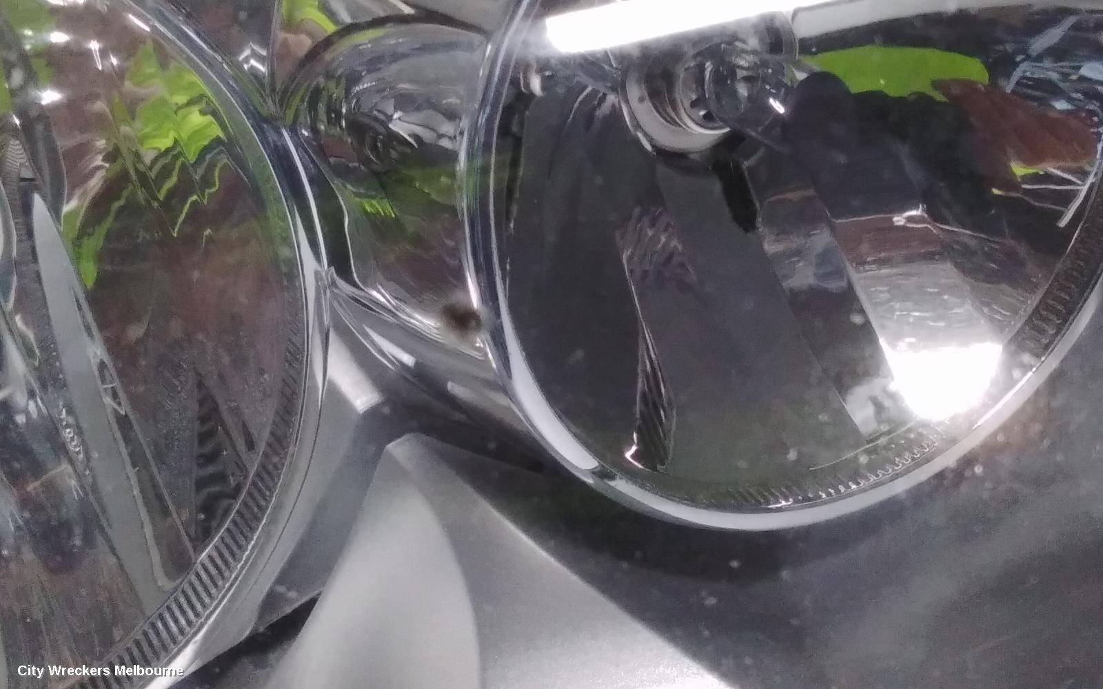 BMW 1 SERIES RIGHT HEADLAMP, E87, HATCH, 10/2004 - 01/2007