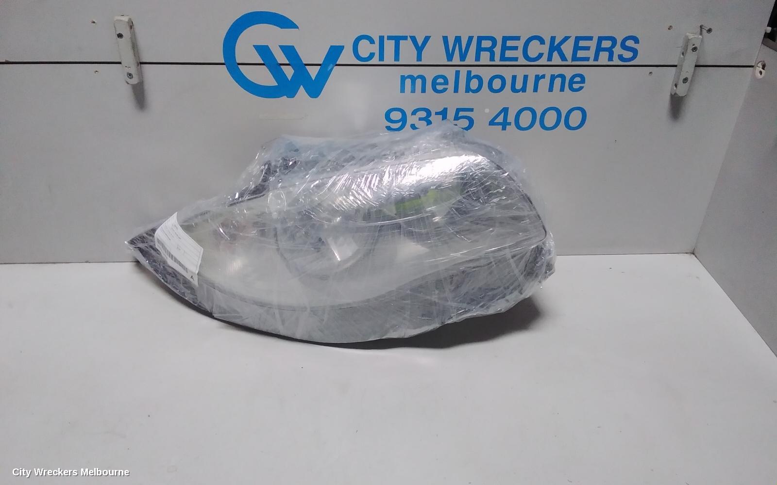 BMW 1 SERIES RIGHT HEADLAMP, E87, HATCH, 10/2004 - 01/2007